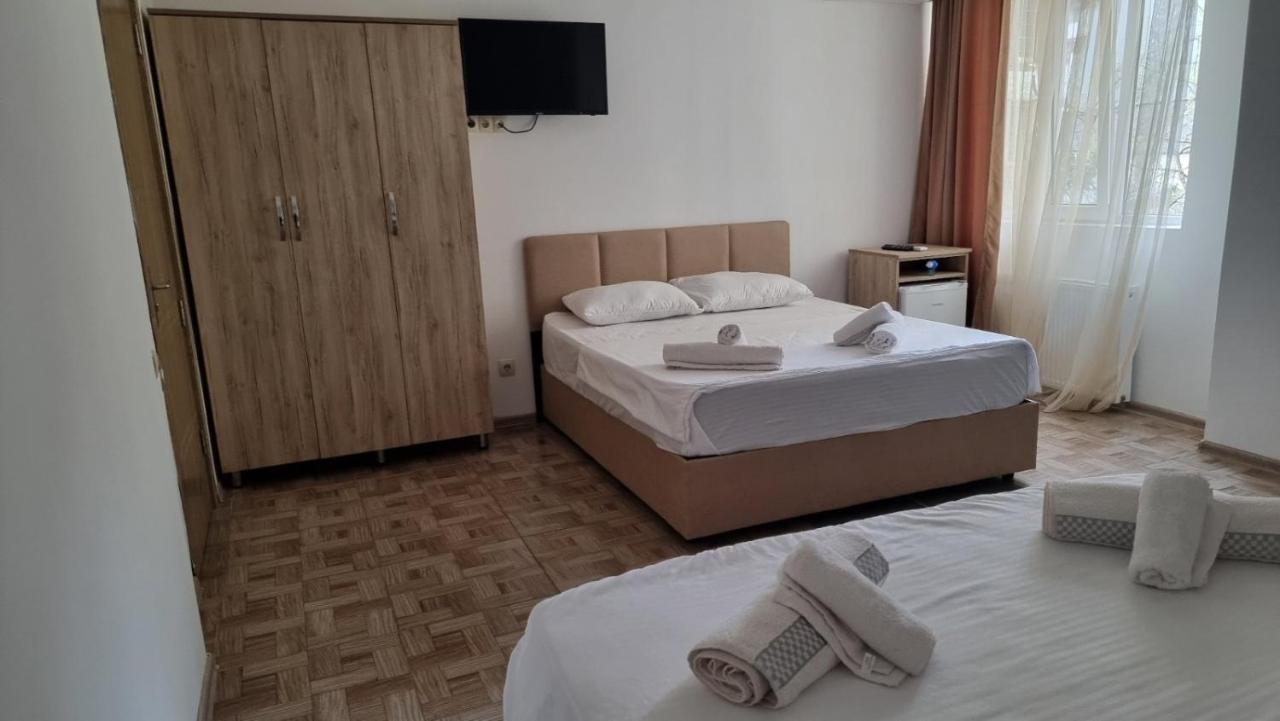 Femi Ji Batumi Exterior foto